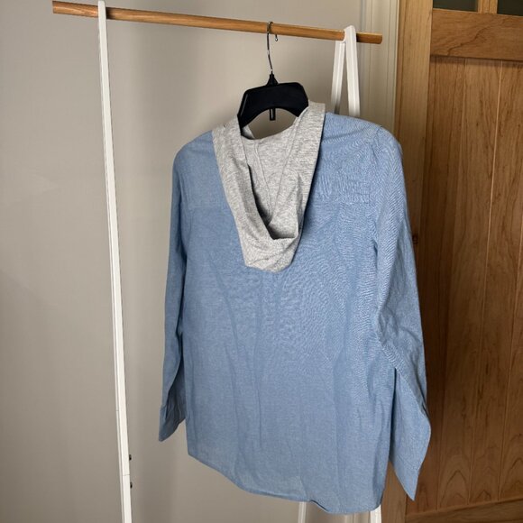 Lucky Lightweight Casual Button Down with Grey Hood - Picture 3 of 5